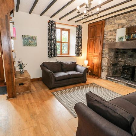 Ddol Helyg Farmhouse Llanrug Экстерьер фото