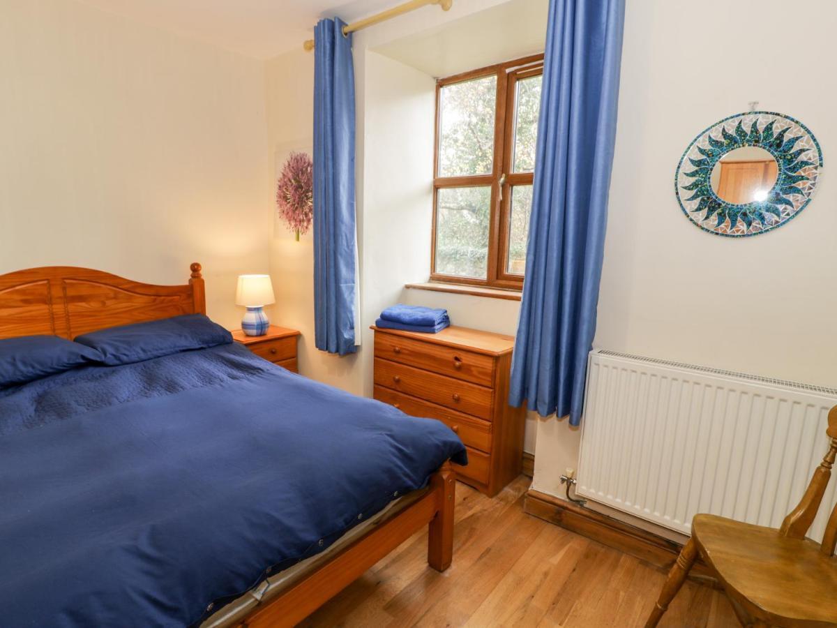 Ddol Helyg Farmhouse Llanrug Экстерьер фото