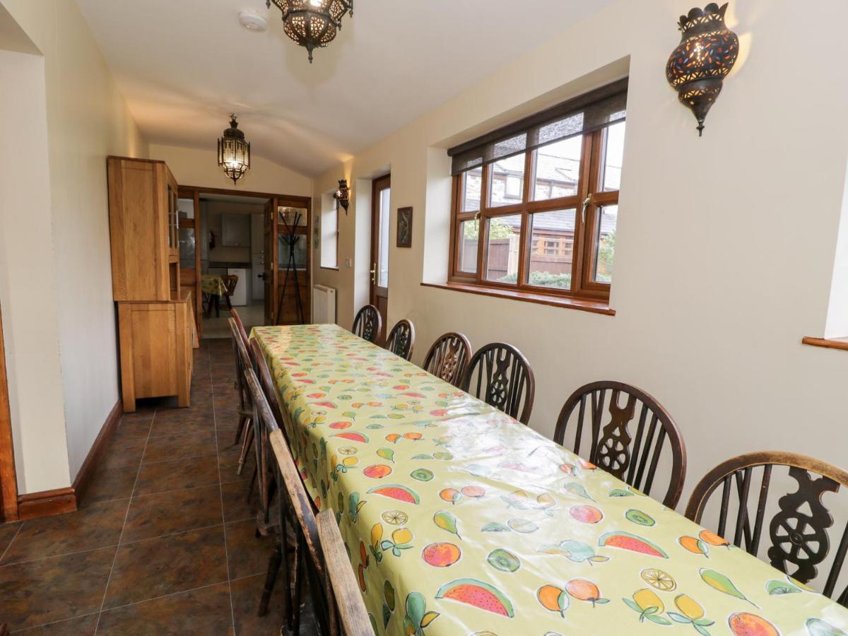 Ddol Helyg Farmhouse Llanrug Экстерьер фото